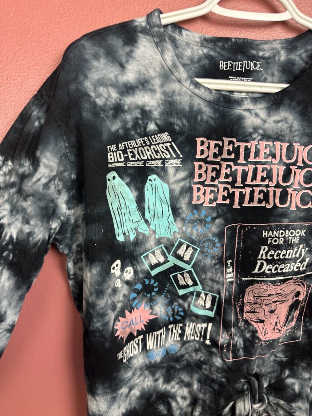 Beetlejuice Icons Long Sleeve Tie-Dye T-Shirt With Tie Size Medium - Picture 2 of 6
